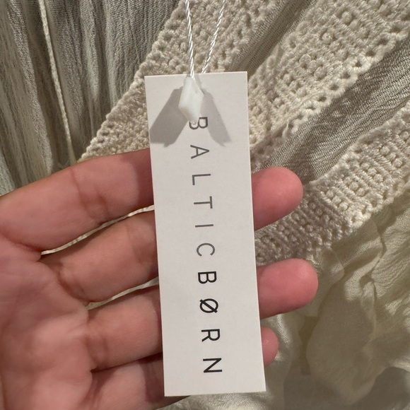 Baltic Born size M white dress - Picture 3 of 10